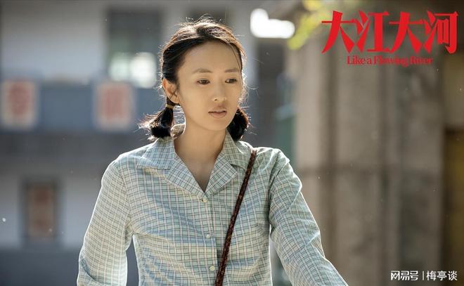 暴露童瑶真实夫妻关系难怪她能这么火澳门新葡京嫁给富豪6年一张抽烟照(图5)