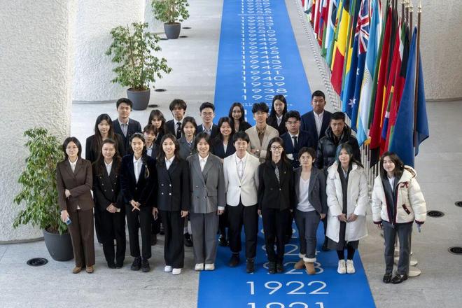 世界名校、联合国认证这届冬令营太顶了!澳门新葡京入口新航道寒假研学来了:插班(图3) 世界名校、联合国认证这届冬令营太顶了!澳门新葡京入口新航道寒假研学来了:插班(图3)